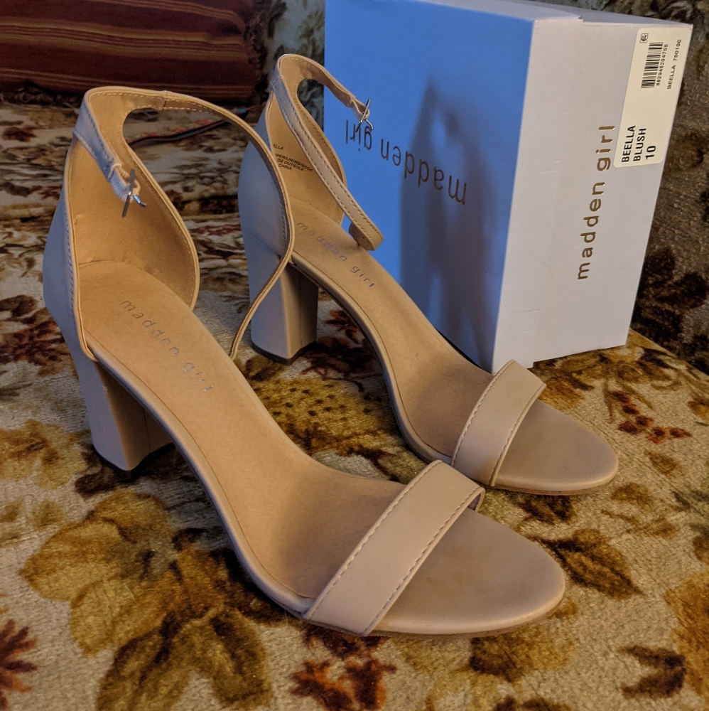 Nude heels